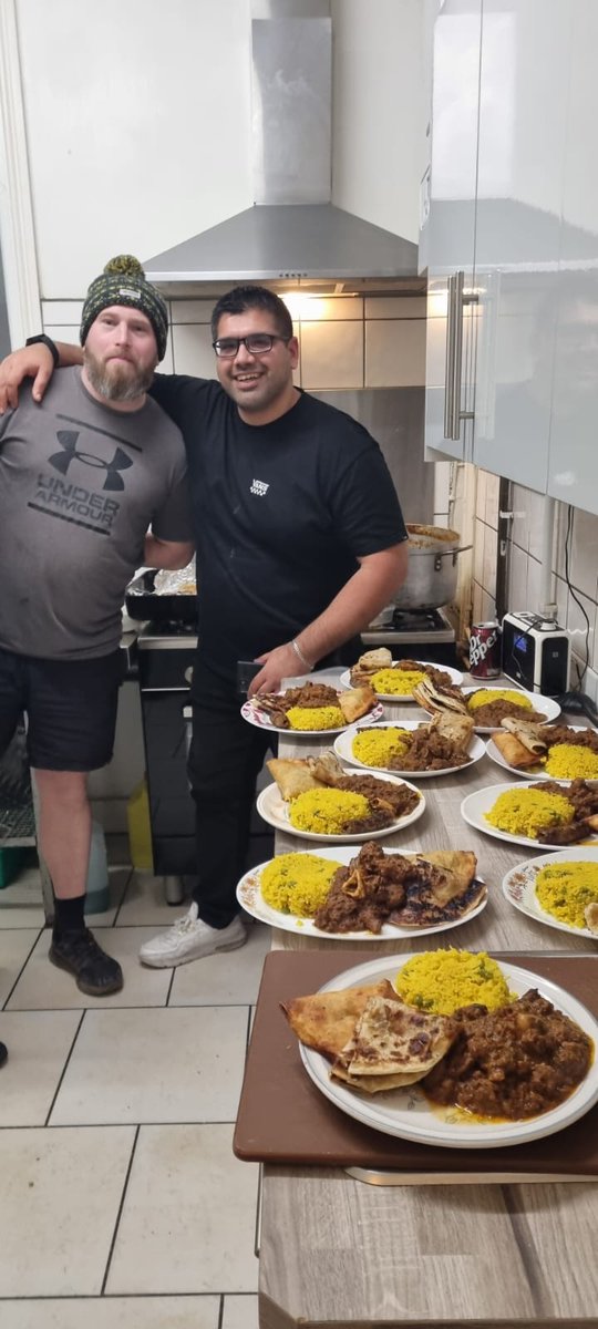 #givingback One our ex residents who is now out there 'living a life beyond his wildest dreams' took the time to come back and cook an amazing meal for our current service users, volunteers and staff members 😬🙏❤️ Big thanks to @shahid 🙏❤️❤️