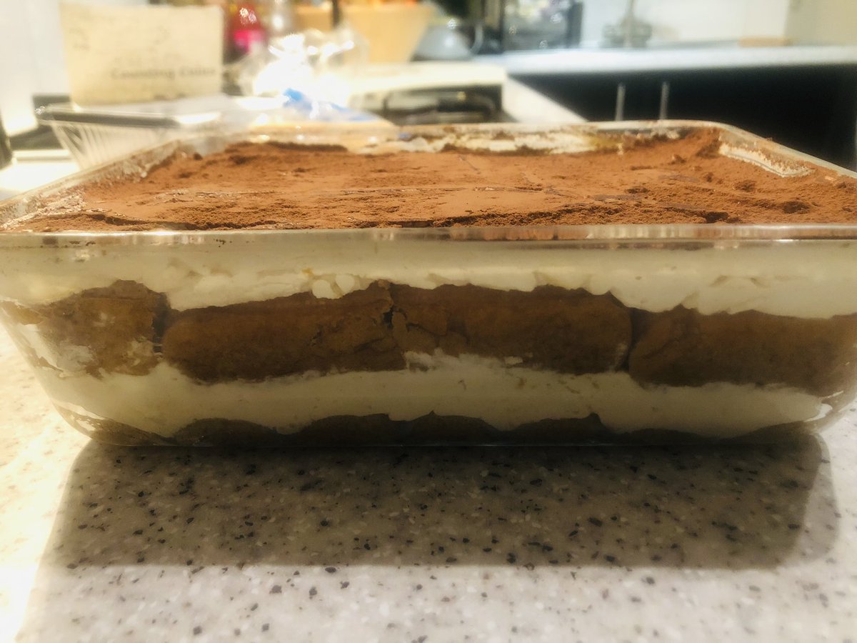 ChotaiReena's tweet image. Quick &amp;amp; easy Tiramisu. Not traditional at all, but super simple to make. Plus Savoiardi biscuits are my favourite 🤩 A little pick me up after a long and cold day. #ReenasRecipes #SimpleFood #EasyFood #Tiramisu