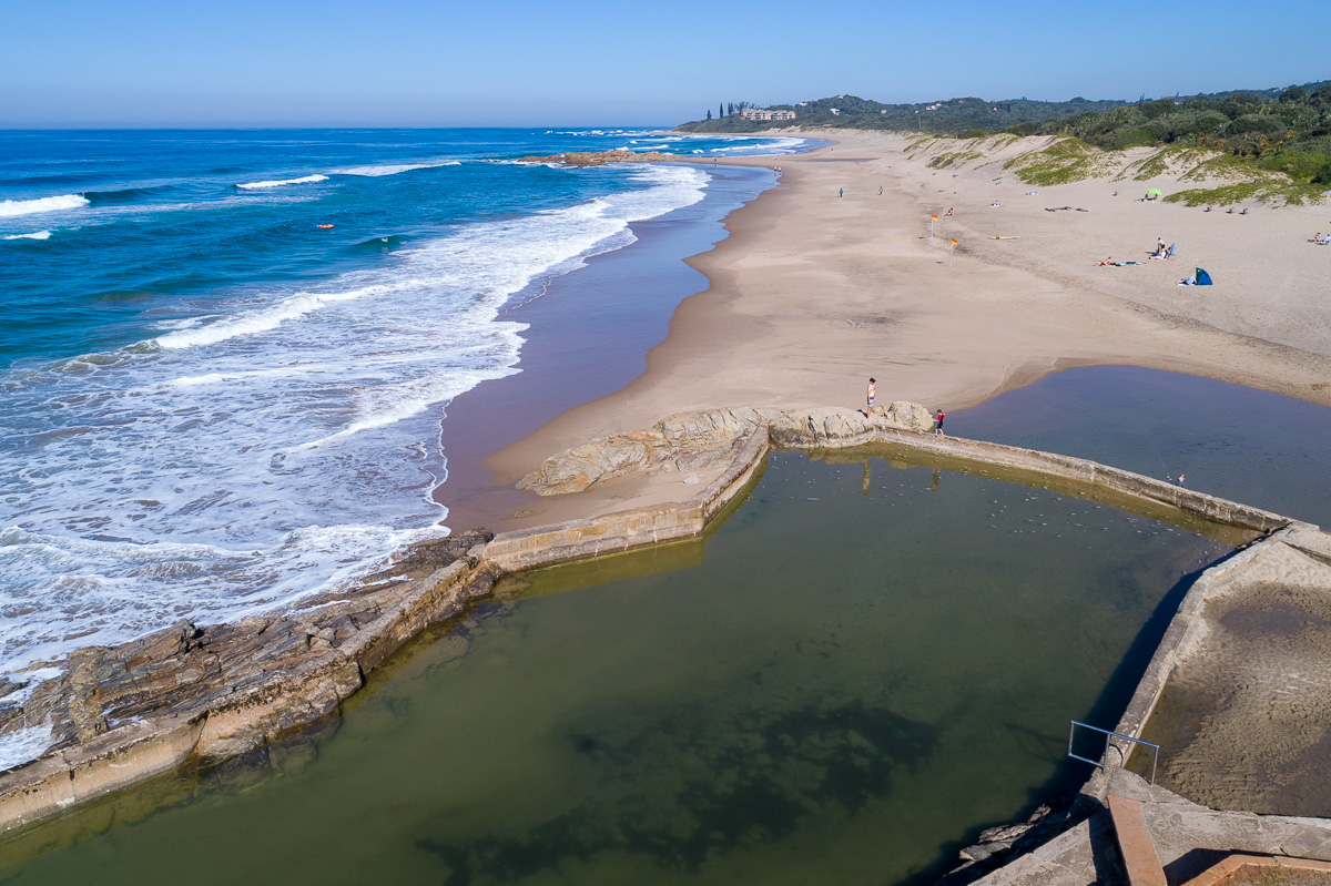 infosouthcoast's tweet photo. Dive into a world of pristine beauty! Discover the crystal-clear waters of Marina Beach & the #untouched #paradise of Trafalgar Beach, both proudly waving the #blueflag. Your perfect beach escape awaits! #marinabeach #trafalgarbeach #uncoverthekznsouthcoast #sctie #blueflagbeache https://t.co/tNjaY9Cqkd