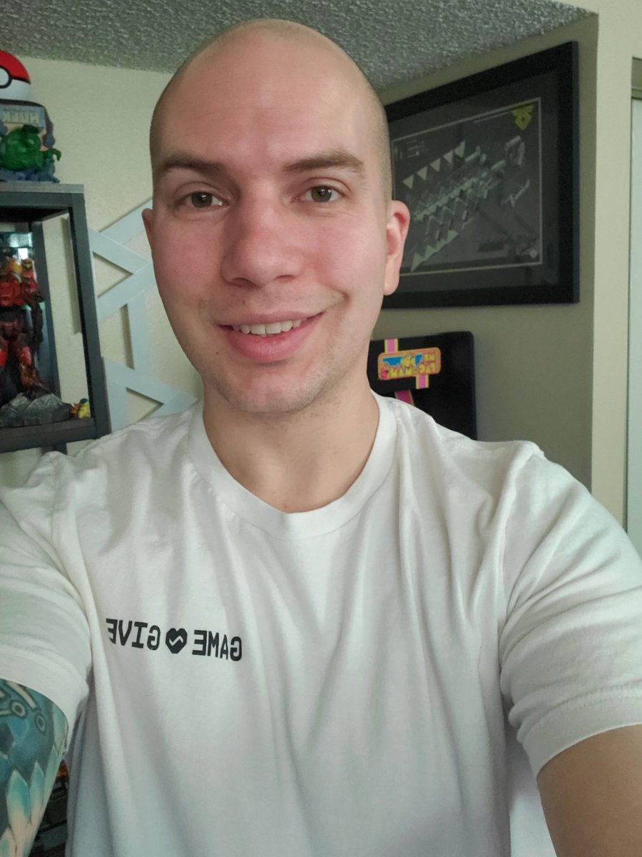 snaevo's tweet photo. 24-hour charity stream starts...

NOW!

I've got my #Game2Give merch from @BungieLove. Some snacks. I'm ready to go!

Emblem giveaways throughout the stream too! 👀

Let's raise some donations for the kids! ❤️
https://t.co/ZdKCn9VDka

https://t.co/Q36LgT9sFf https://t.co/7ITTRURAfB