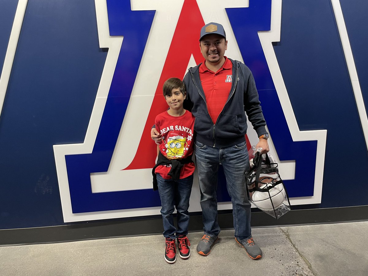 elmigoni's tweet photo. #AllArizona https://t.co/w2a0HJMNXF