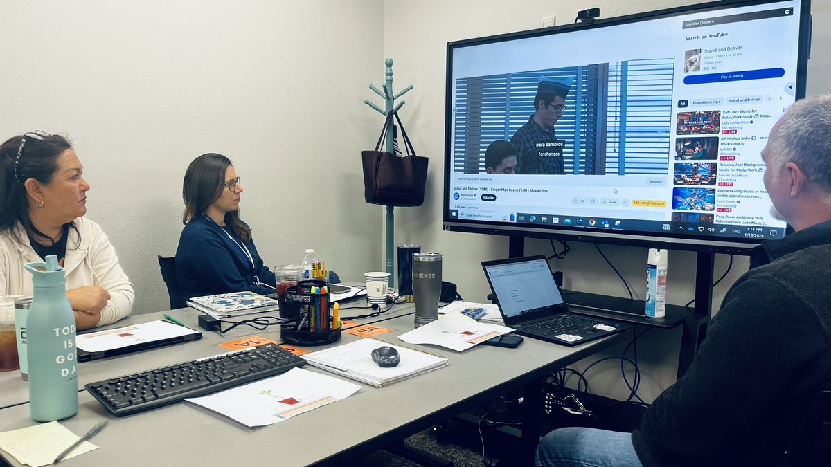 Val_IC23's tweet photo. ⚜️#24kGOLD⚜️ 
1st #CCL of the year w our #ELD team. 

What do we do on these days ❓ 
🔸Reflect on Ss data 
➡️#WickedHydra + #SimultaneousRoundTable 

🔸Create instructional action plan 
➡️ #TPRS + #TimedRoundTable &amp; #Emojiparagraph 

🔸Motivate! 
➡️ #ganas #StandandDeliver 💪🏼🔥 https://t.co/NJ4kbhcefU