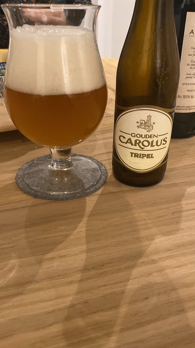 Frankblzs's tweet image. Tjonge.. genieten!

#proost!

Wat drinken we vanavond #tweeps &amp;amp; #tweeple??

#cheers 
#weekend