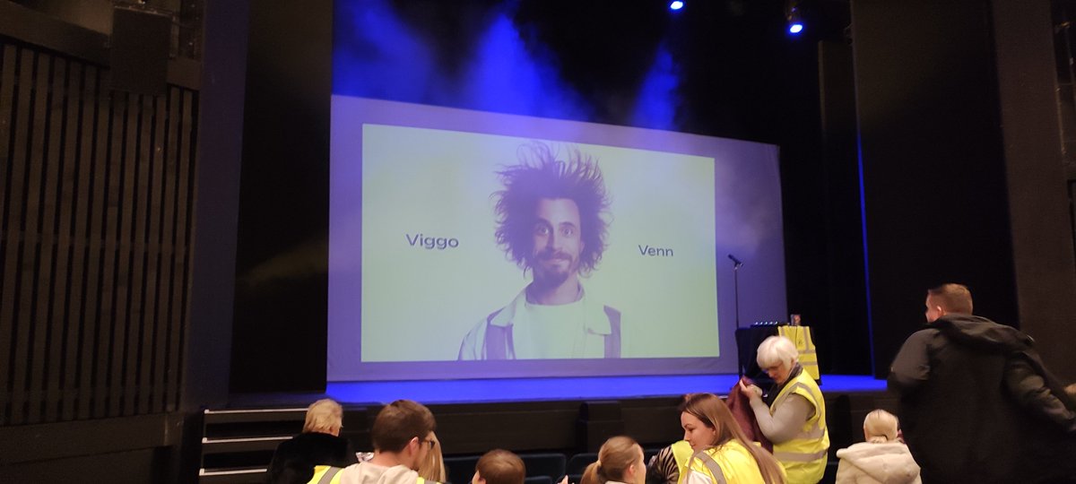 Absolutely brilliant @ViggoVenn Not laughed so hard before. Highly recommend seeing viggo live