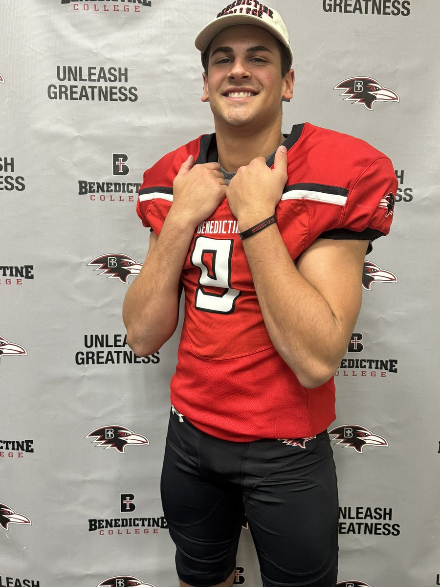 Adrian Fox tweet media