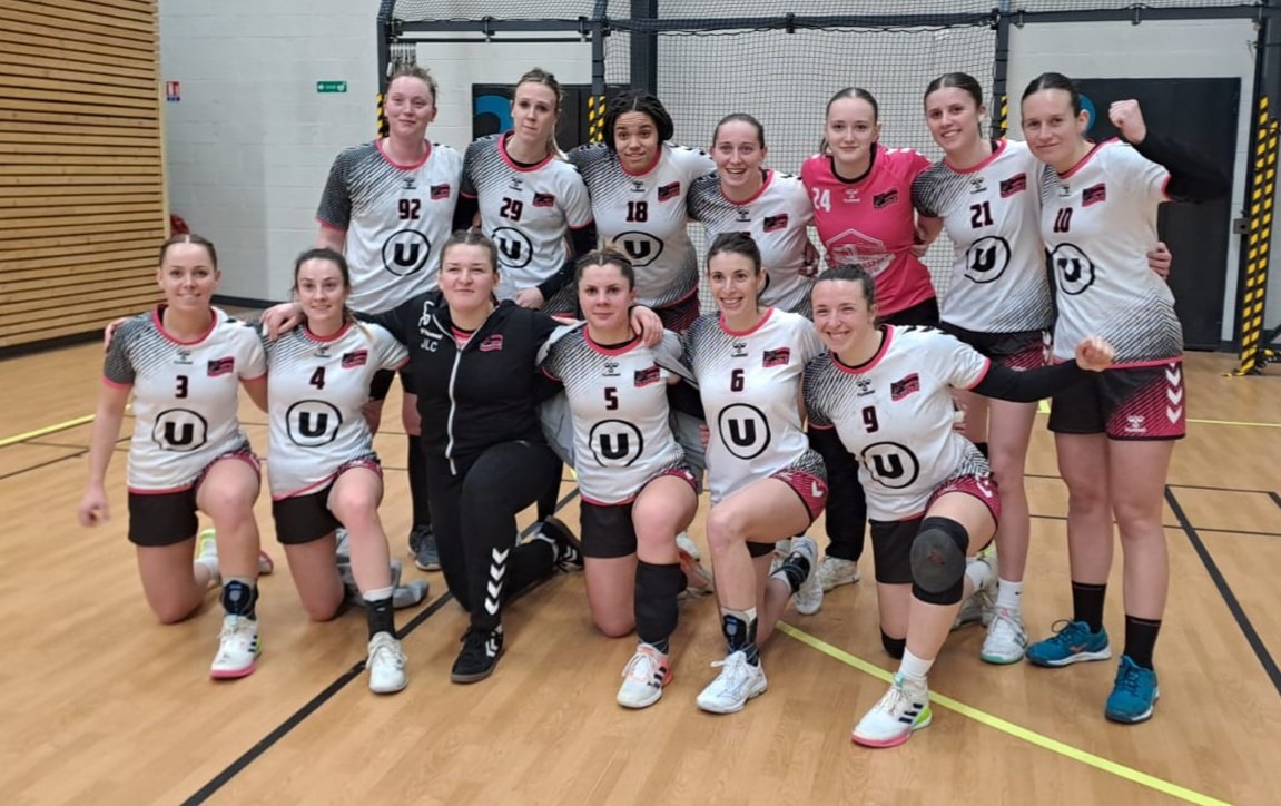 Nouveau succès des Roses et Noires ce soir à BÉTHUNE 2️⃣7️⃣ à 2️⃣0️⃣ 🩷🖤
#N1F