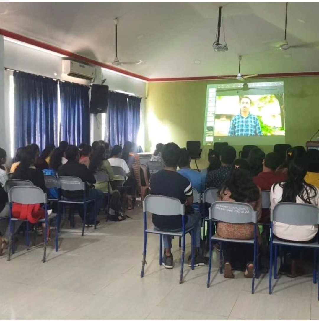 gsinc_goa's tweet image. A power-packed session delving into the world of innovation and government support schemes, inspiring 38 bright minds.

#GSInCInnovation #3DPrintingMagic #PersonalizedKeychains #GoaInnovationHub #TechInGoa #InnovateGoa #GoaTechScene #GoaInnovators #GoaTechCommunity