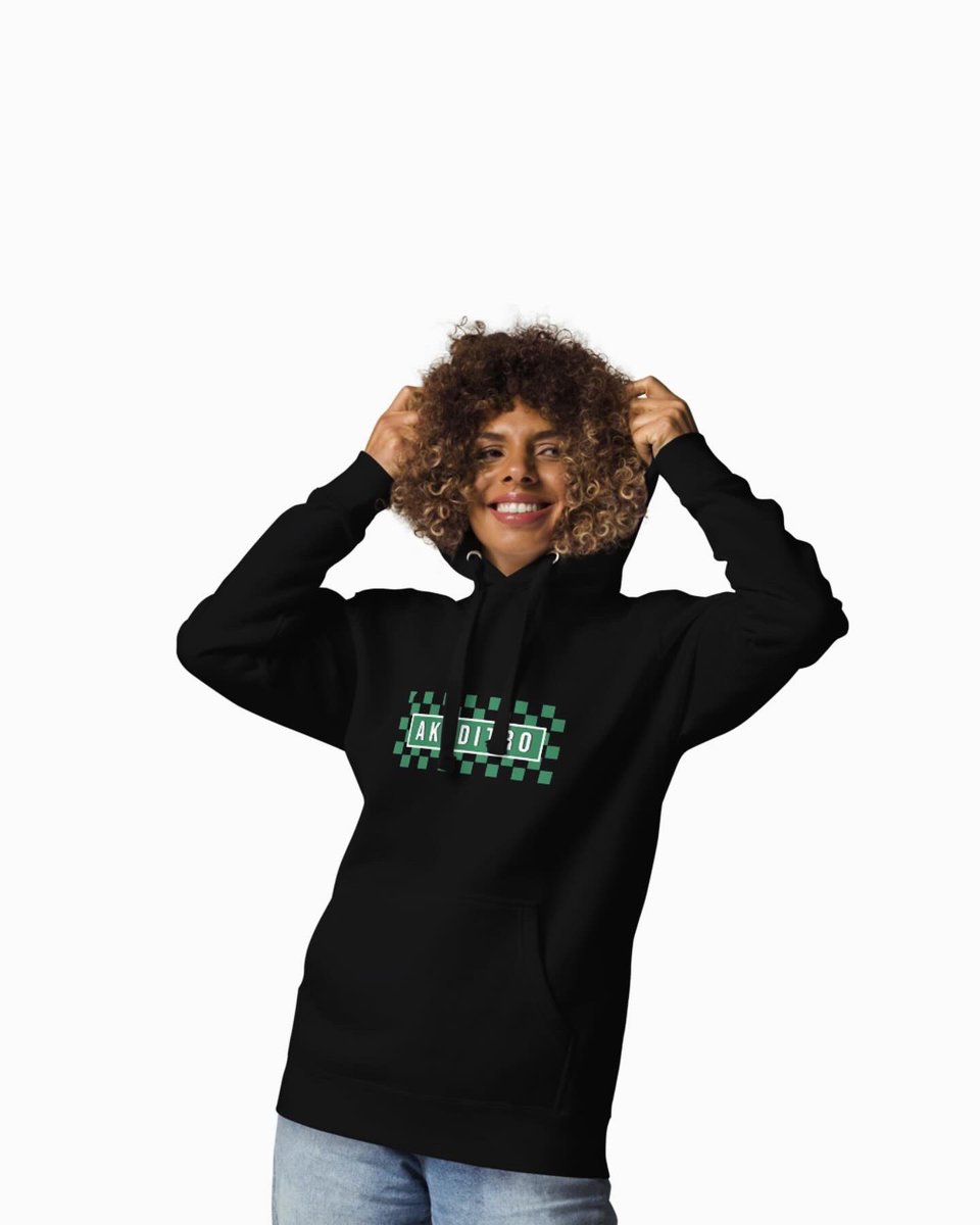 akaditro's tweet photo. Génial 😀 #akaditro vous fait découvrir sa nouvelle collection de vêtements… 

#Twitter #viral2023 #イントロが神すぎる曲選手権を開催します #x https://t.co/MY8EGWao0v