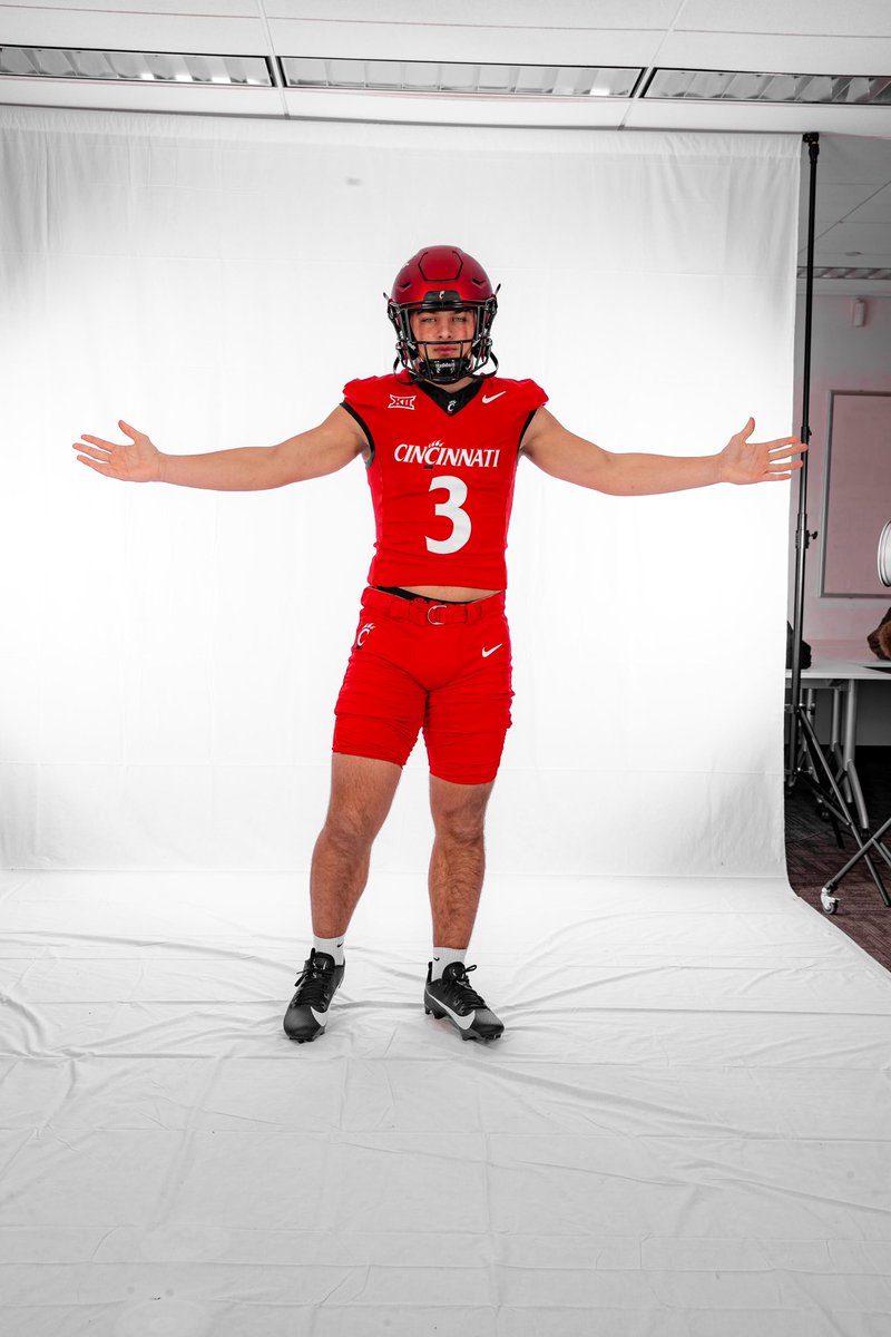 max rhodes (@max_rhodes23) on Twitter photo Had a great time at <a href="/GoBearcatsFB/">Cincinnati Football</a> today. Thank you to <a href="/Coach_Cass/">Cass Simmons</a> for having me down. Can’t wait to be back! <a href="/rodenjustin/">CoachRoden</a> Had a great time at <a href="/GoBearcatsFB/">Cincinnati Football</a> today. Thank you to <a href="/Coach_Cass/">Cass Simmons</a> for having me down. Can’t wait to be back! <a href="/rodenjustin/">CoachRoden</a>
