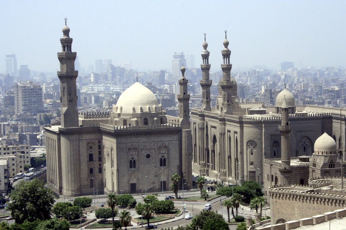 Darb 1718, iconic contemporary art center in Cairo, has been demolished to make way for an elevated highway. The event is connected to wider redevelopment to modernize the city which, on the other hand, is resulting on the raze of many landmarks and neighborhoods.
