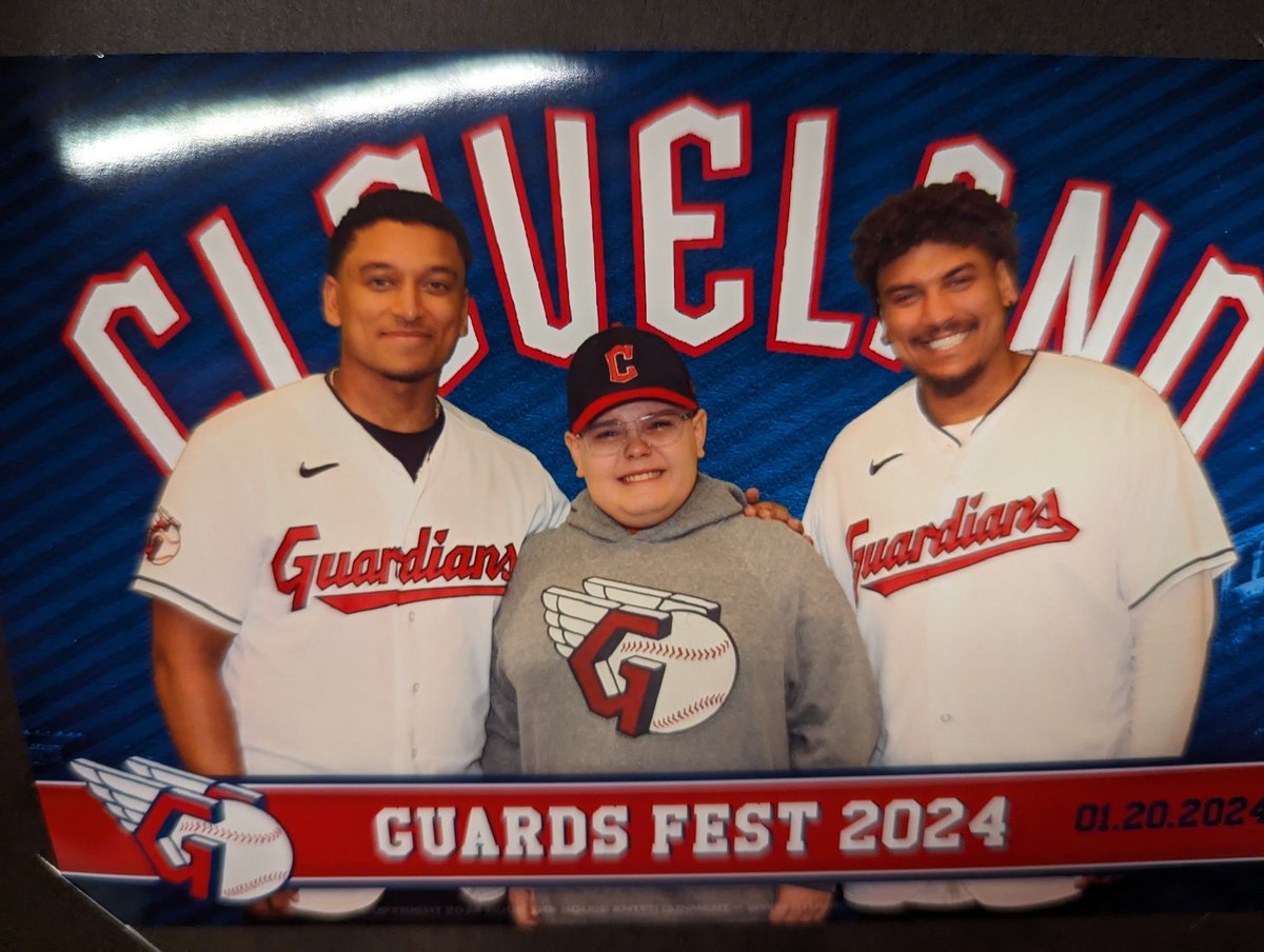 bigpog tweet picture