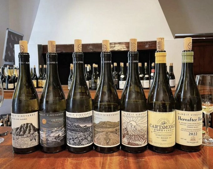 Castellare di Castellina Toscana I Sodi di S. Niccolò 2019 is our Wine Choice this week. This wine debuted in 1977. 2019 may be the best yet. 85% sangiovese &amp; 15% malvasia nera grapes. It’s complex, concentrated with blackberry &amp; spicy character. See more: jamessuckling.com/wine-tasting-r…