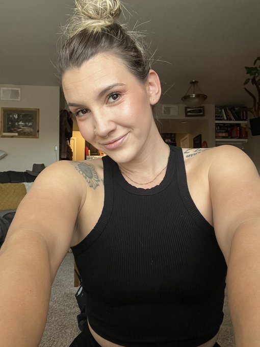 What&rsquo;s up buttercup? 🤭 https://t.co/RqCdonEqND