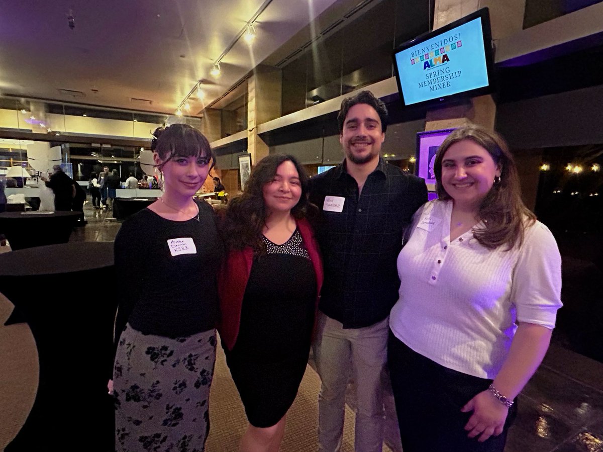 dorman_kirsten's tweet photo. seeing your favs at the @azlatinomedia spring mixer >> #morelatinosinnews ! https://t.co/YOs93uSNoQ