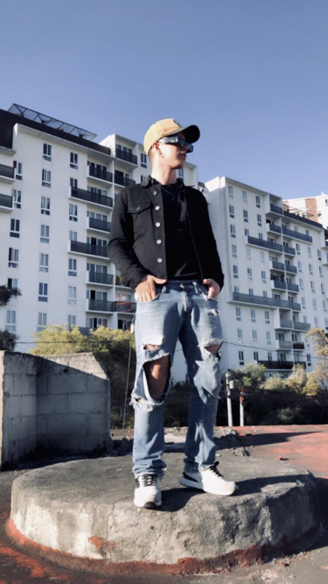 Rikean_'s tweet photo. Por ayyyy https://t.co/QRvy45cKxE