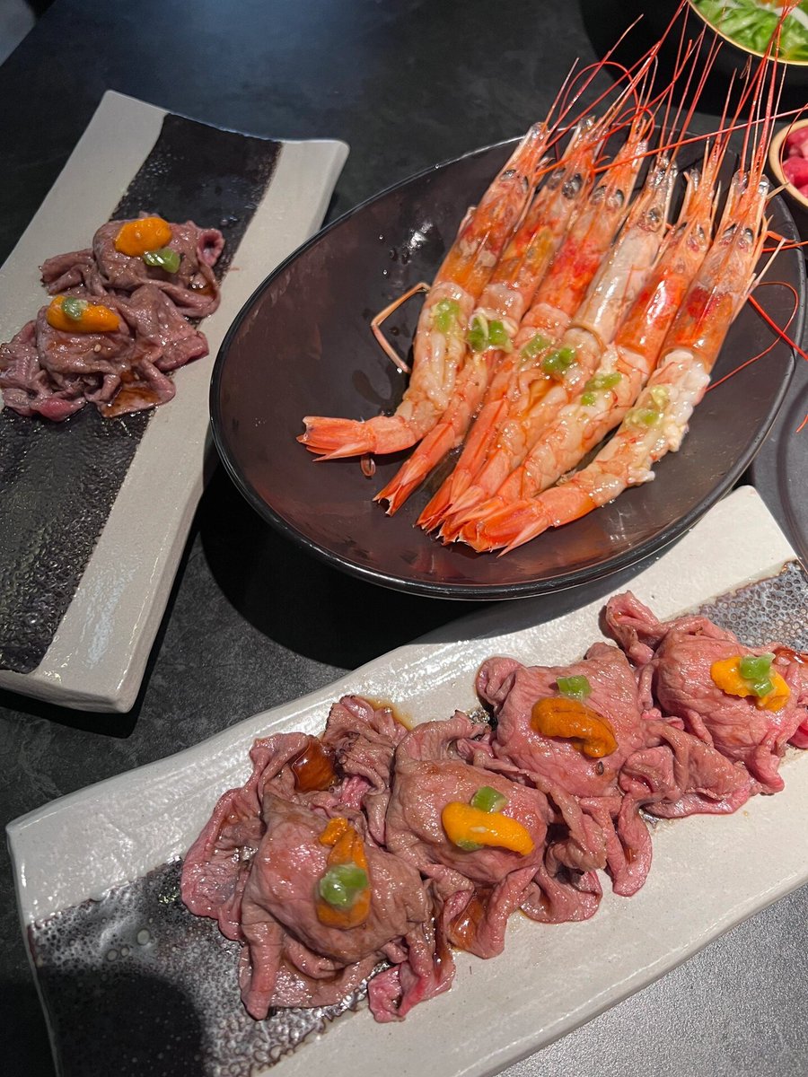 vickytianz's tweet photo. ⚔️Los Angeles Food/Buffet Wagyu BBQ Beef Samurai🥩

Tender and juicy, the meat is delicious and has original flavor! That’s the best choice to lose fat and gain muscle without any burden~💪 https://t.co/BqwaGyJ0rR