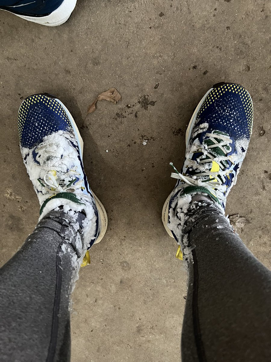 SamRinde's tweet photo. Tough running out there https://t.co/fw4pwPC9Ke