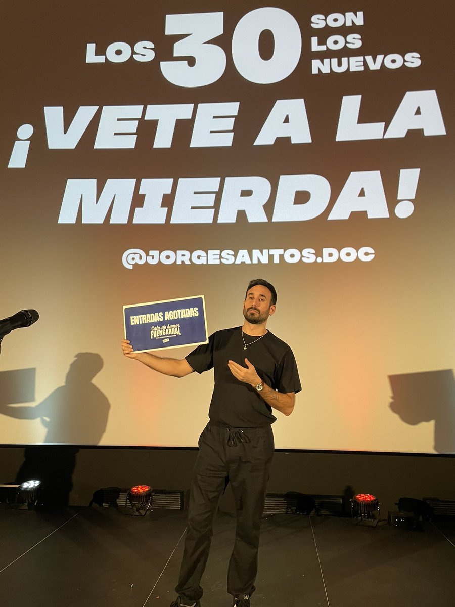 LaBarrigaproduc's tweet photo. Dos sold out consecutivos!! https://t.co/9H5rwnVS07