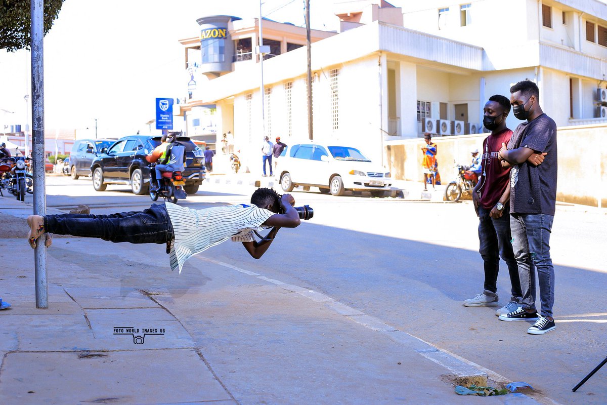 Essential 🌻 🌺 tweet media