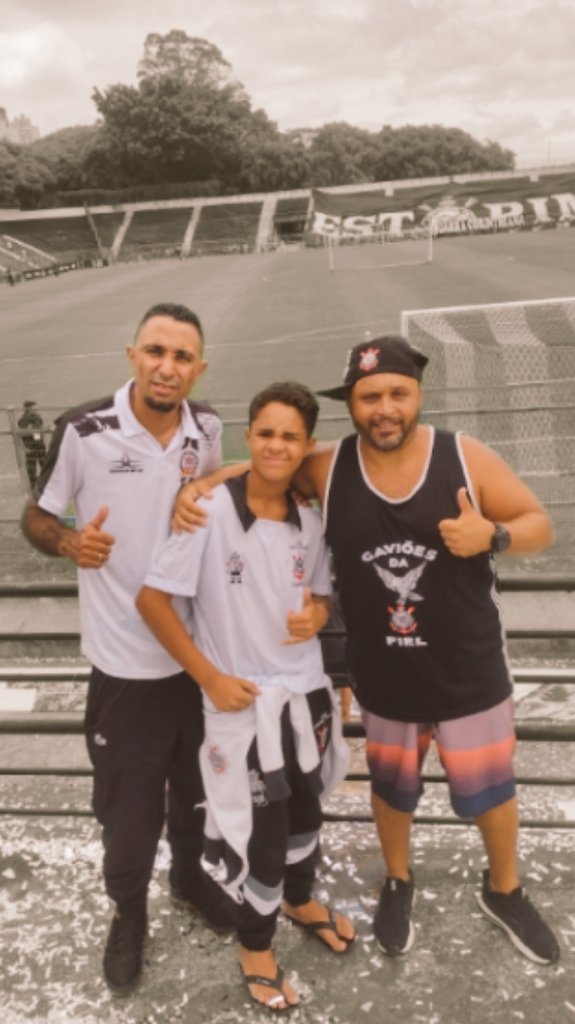 KayanePuga's tweet image. Família. Meu sobrinho e seu tio ítalo presidente da 12...