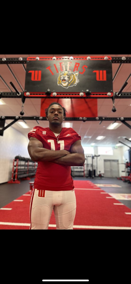 Hezekiah Holliman tweet media