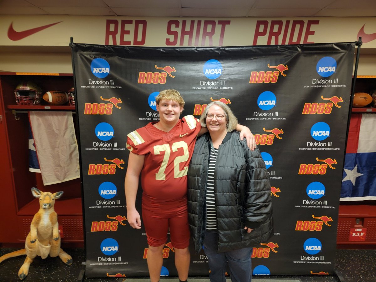 Great official visit at <a href="/RoosFootball/">Austin College ’Roos Football</a> learning about the program. Thanks <a href="/CoachBradleyOh/">Coach_Bradley Oh</a> for making me feel welcomed. 

<a href="/HHS_Coyote_FB/">Heritage Coyote Football</a> <a href="/HHSRecruiting/">HHS Recruiting</a> <a href="/KennethGilchr11/">Kenneth Gilchrist</a> <a href="/CoachSwet/">Coach Swet</a>
