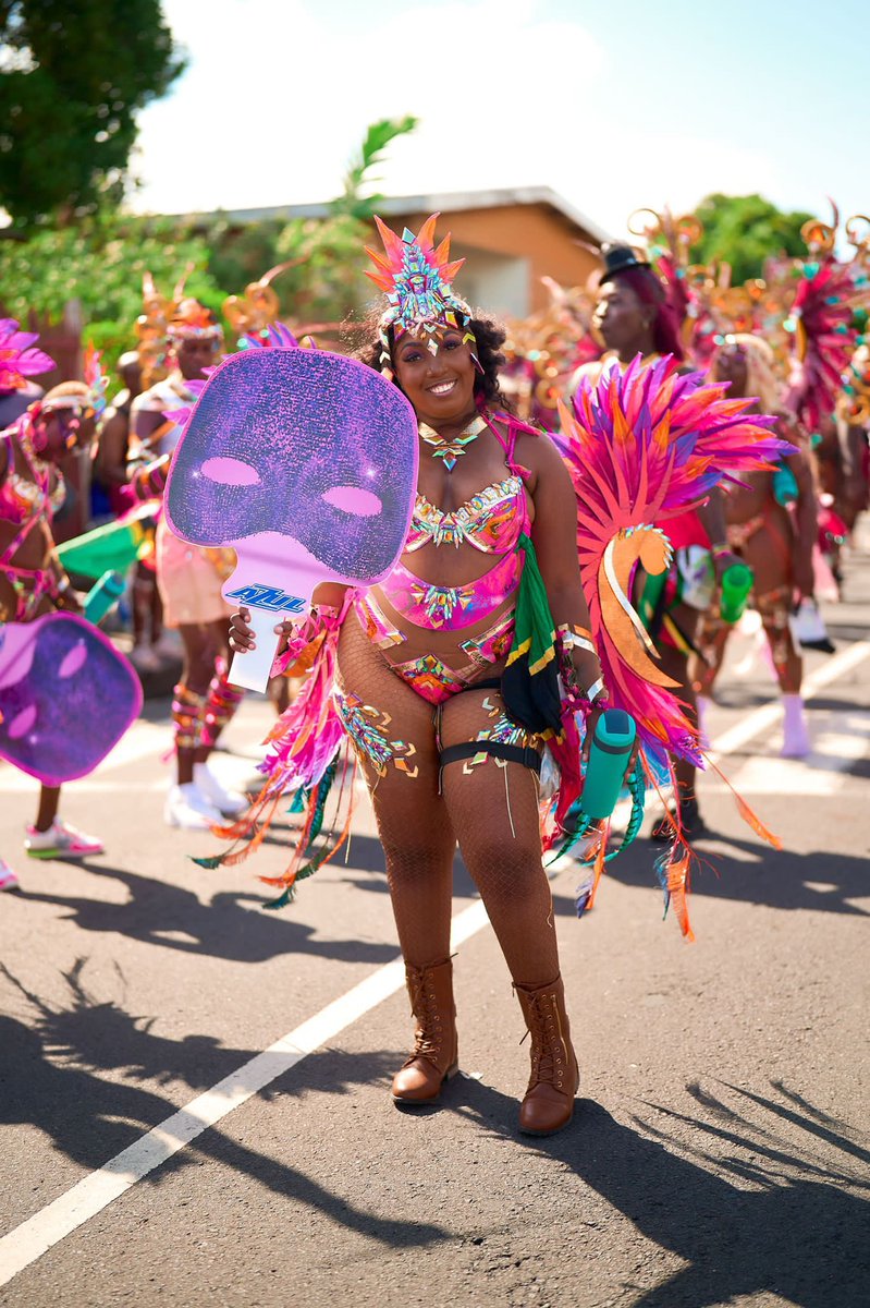 LUXECarnival's tweet photo. ๐๐ก๐ ๐ฏ๐ข๐๐๐ฌ ๐๐๐งโ๐ญ ๐๐จ๐ง๐! ๐๐ฎโ๐จ
Le Carnivale by Luxe Carnival ๐ฅ๐ก
๐ธ @myislandmedia
#stkittandneviscarnival #luxecarnival #freaksmas #majestycarnival https://t.co/3EKgmhV2FM