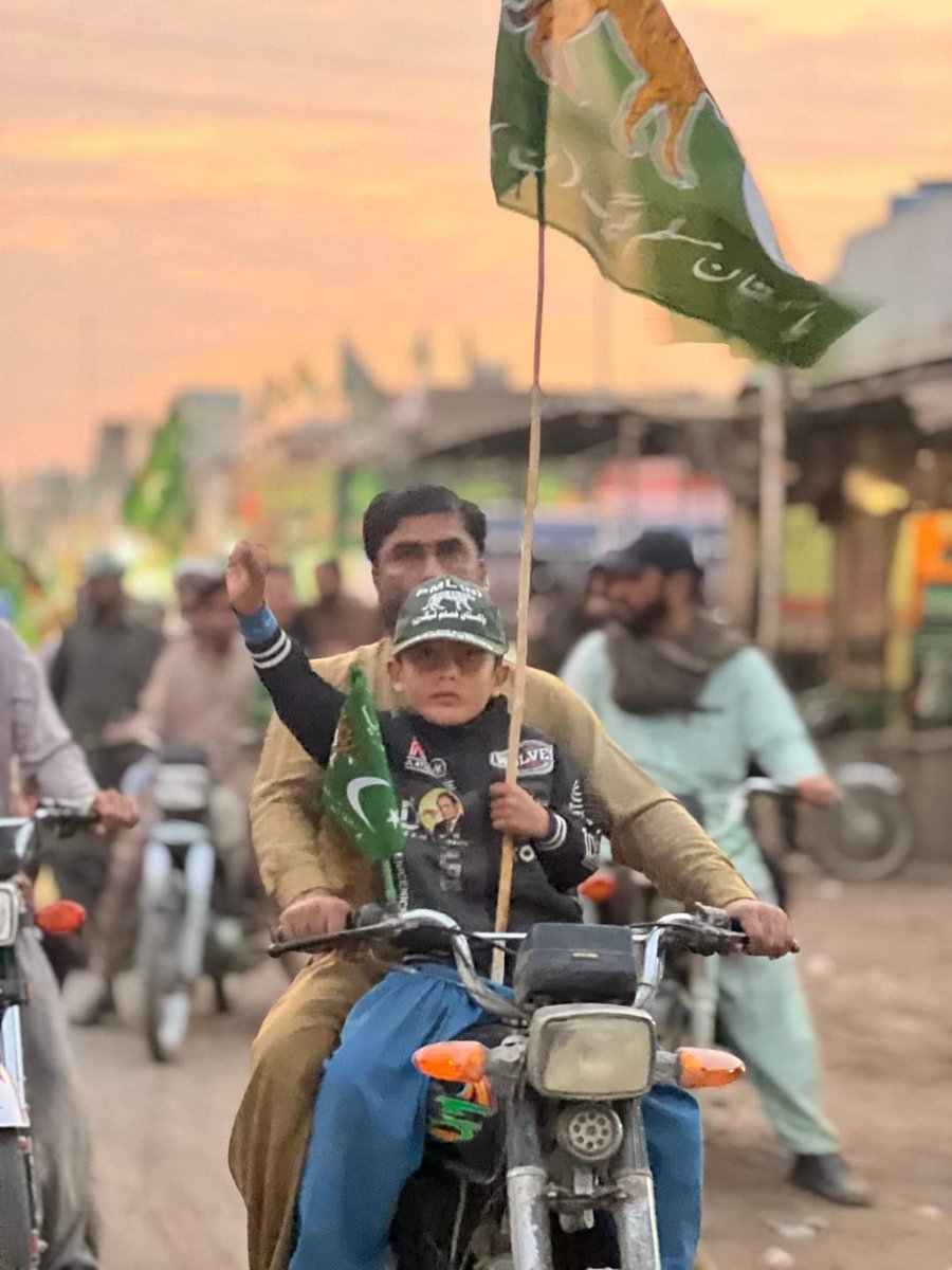 KhurramBhatti01's tweet photo. ملیر میں ن کا جنون
#NA229 #PS84 #PS85 #PS86
#MalirSherKa #PMLN https://t.co/rg7z6n0GIn