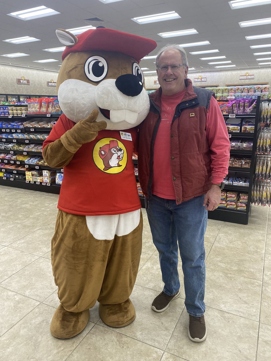 Randy James (@randybjames) on Twitter photo I don’t mean to brag, but look who I got to hang with this afternoon! <a href="/BuceesUSA/">Buc-ee's SuperStore | The Fun Store Lampoon</a> I don’t mean to brag, but look who I got to hang with this afternoon! <a href="/BuceesUSA/">Buc-ee's SuperStore | The Fun Store Lampoon</a>
