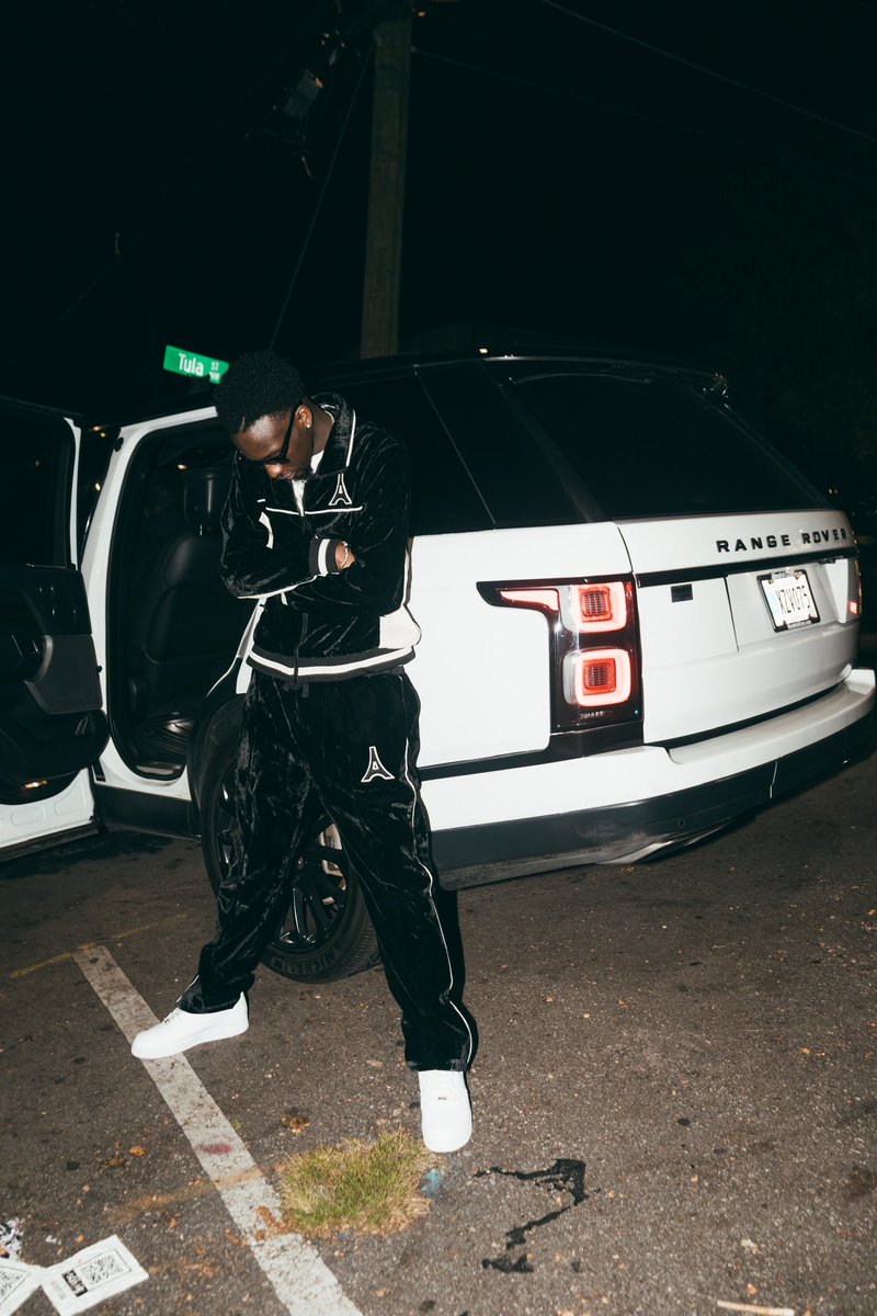 TeejPF1's tweet photo. Shit going on rn🏆 https://t.co/JXbtrWMQTU