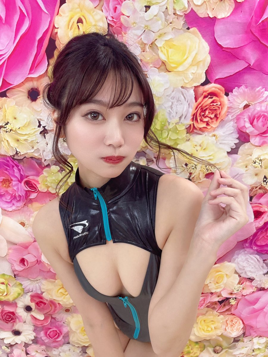 おはぱい🍒 https://t.co/QlUfmzOUEl
