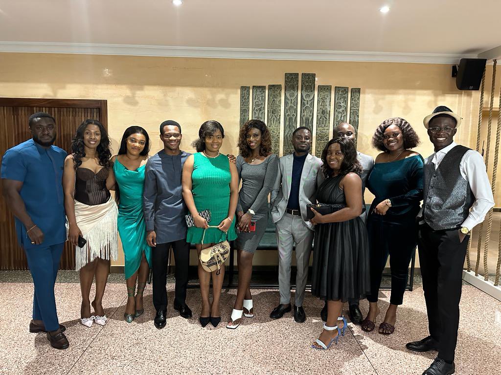 voAmponsah's tweet image. Never above, never below, always beside each other. A journey with unwavering unity and shared strength. 
#TogetherAlways
#Friends