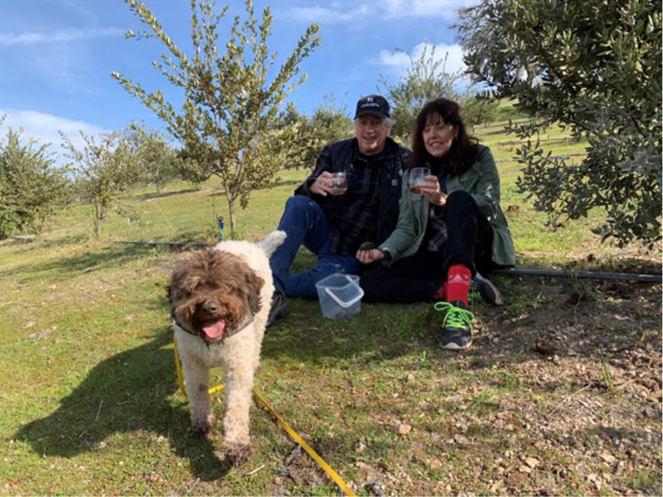 AlpineTruffle's tweet photo. Congratulations to Brian &amp; Denise Farrell for successfully cultivating truffles in Templeton, CA! I take pride in being part of this truffle-growing project as one of the truffle tree providers. 🥂🍷 #TruffleCultivation #CaelestaWines #TempletonCA
#alpinetruffle https://t.co/peOkcZn0Jb