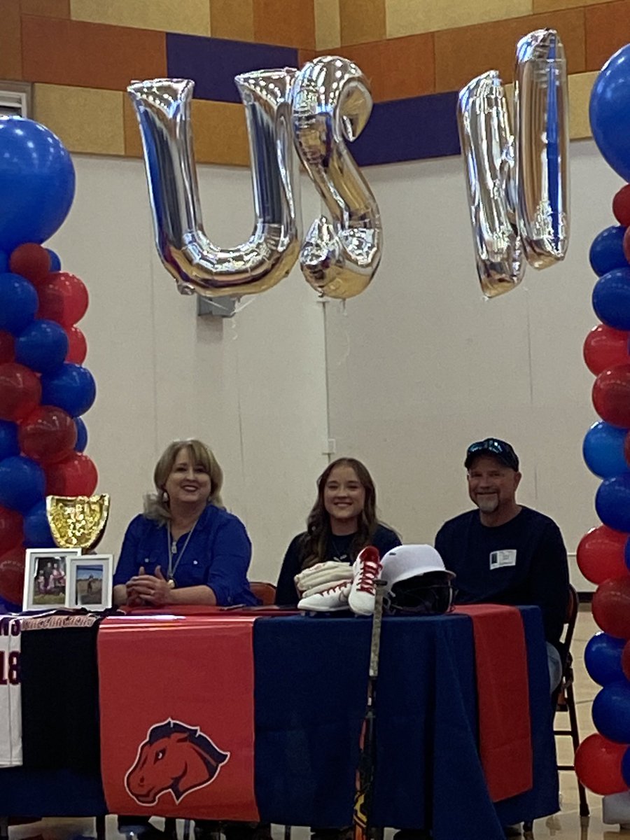 Falcon Early College tweet media