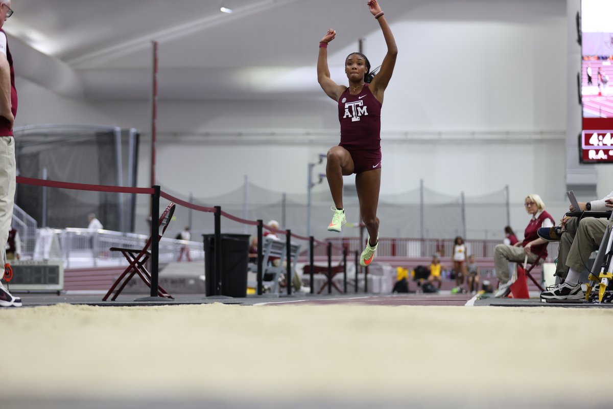 Jade Johnson claimed the sixth event win for the Aggies today in the women's triple jump with a leap of 12.52m/41-1‼️

#GigEm // #AggieTF // 📊 aggi.es/3HnvL1c