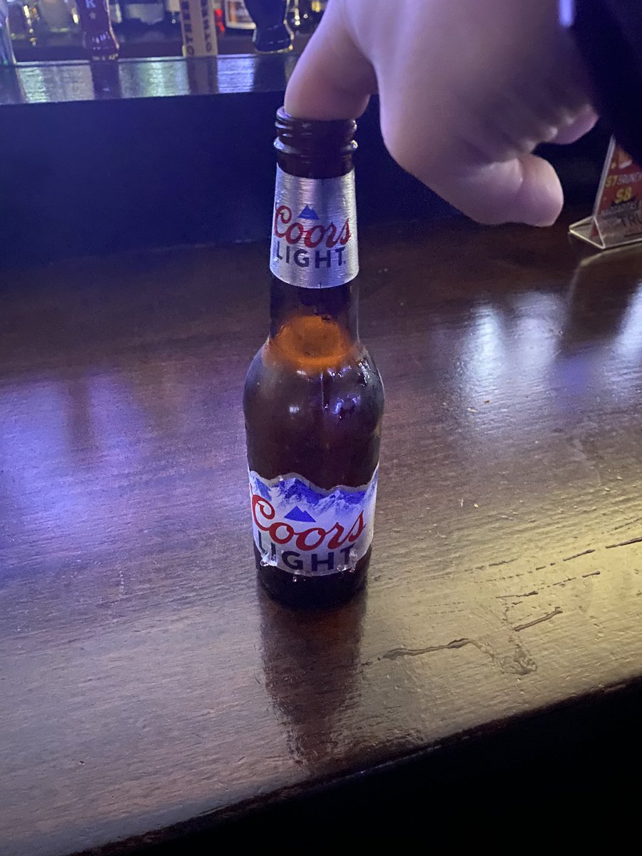 God I haven’t had a coors light in a week. I forgot how special it is to enjoy the fruits of this countries natural springs. We gotta get our troops home in time for the Super Bowl. Non negotiable. #DoYourPart