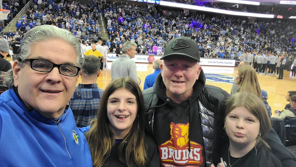 Saw a great basketball game today as @SetonHallMBB played a thrilling triple OT game @PruCenter vs @BluejayMBB We had a special guest with us Pride Softball coach @stacevicz