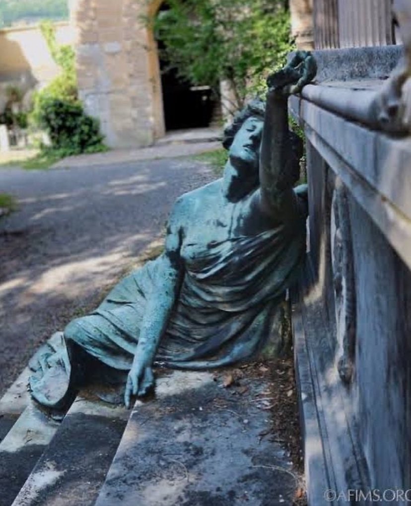 AcademiaAesthe1's tweet photo. What feelings did this sculpture evoke in you? https://t.co/0YxOfSh0tX