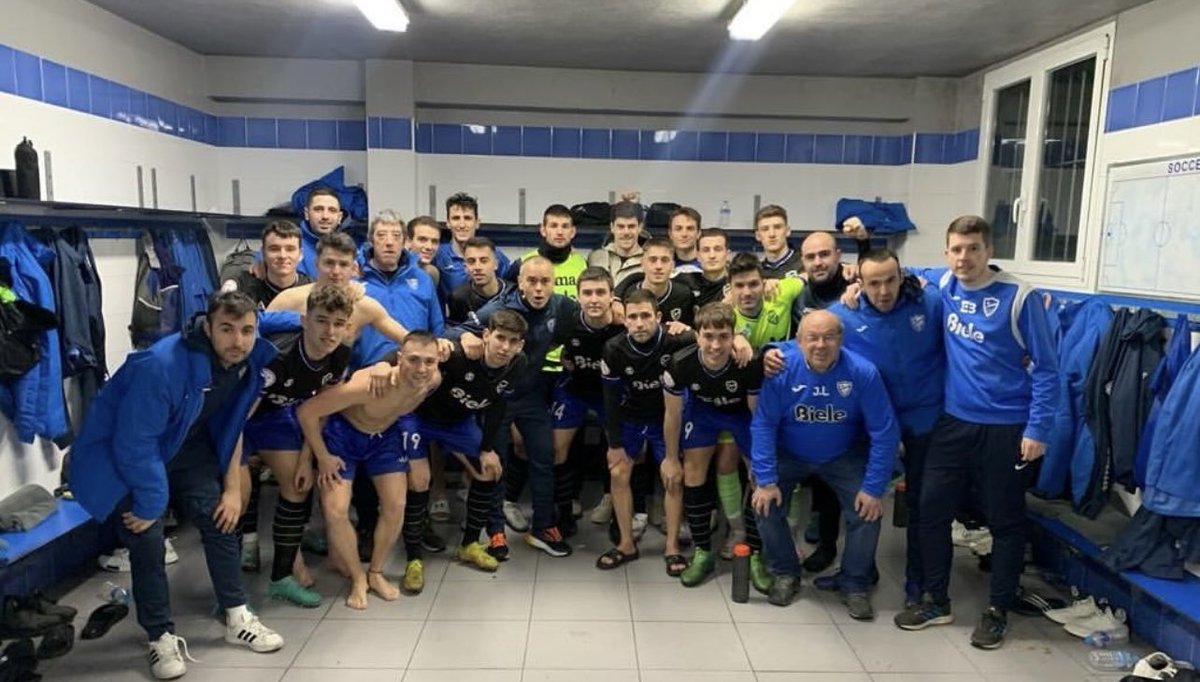 arce_kaiet's tweet image. Eskerrik asko zean bezela izateagatik, eskerrik asko emandako dana emateagatik eta eskerrik asko lagun haundi bat izateagatik. ESKERRIK ASKO Mikel Etxaburu “PIXKI” 🙌🙌😘😘