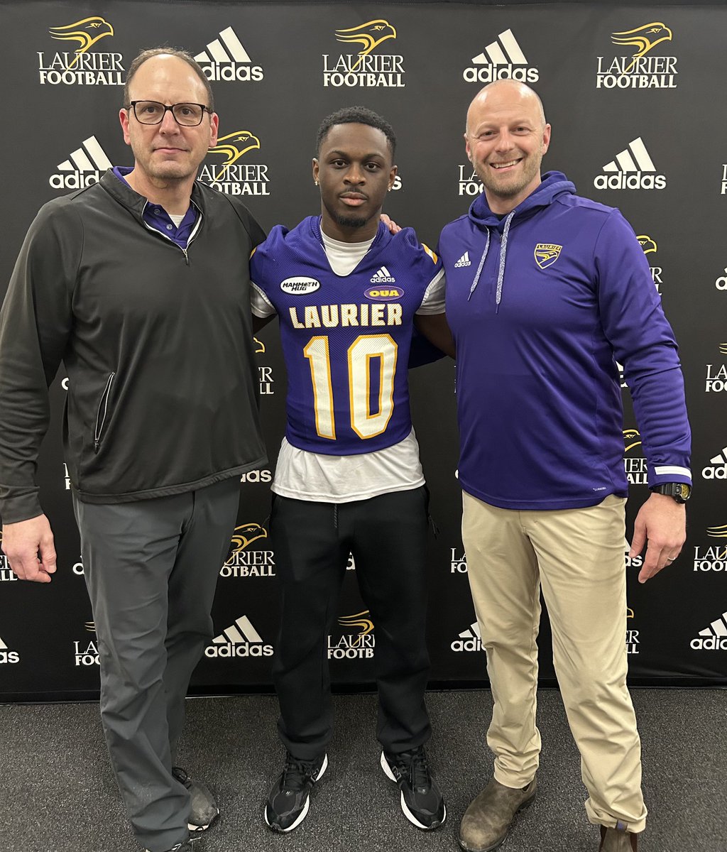 Laurier Golden Hawks Football tweet media