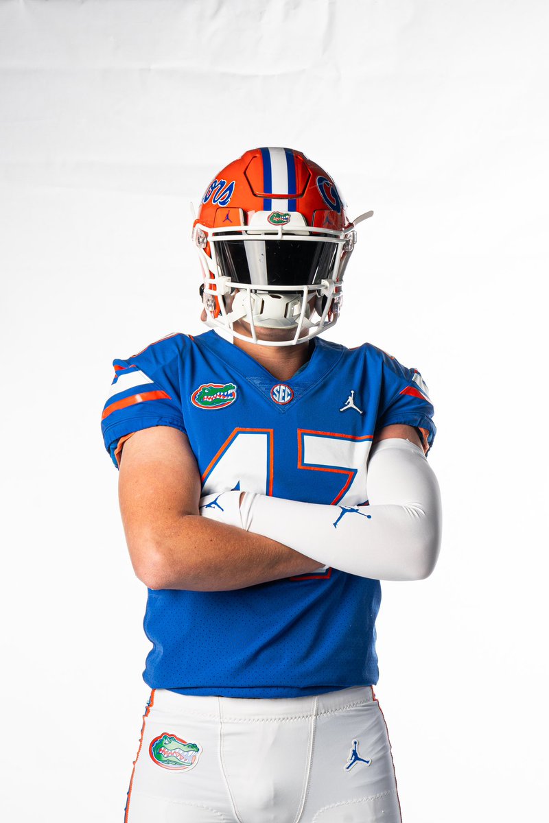 Had a great time @GatorsFB Junior day. Thank you Coach @alextloytty for the invite. Thank you Coach @_CoachBTaylor and Coach @Jake_watkinss for the time. 🐊@CoachJeffGarner @SpecialTeamsU @HKA_Tanalski @4thDownU @FentressKicking @JesuitTigers_FB #GoGators #GRIND25HINE #UFuture