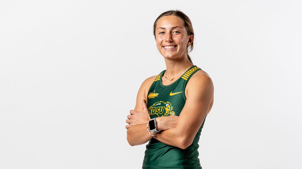 NDSUTrackField's tweet photo. Nell Graham's school record 53.09 in the 400m dash led a Bison sweep of the top 4 places.

1. Nell Graham, 53.09   PR
2. Bailee Dierks, 56.75   PR
3. Allie Niska, 56.81   PR
4. Kaci Cooper, 56.97   PR https://t.co/JDbaxxgQT5