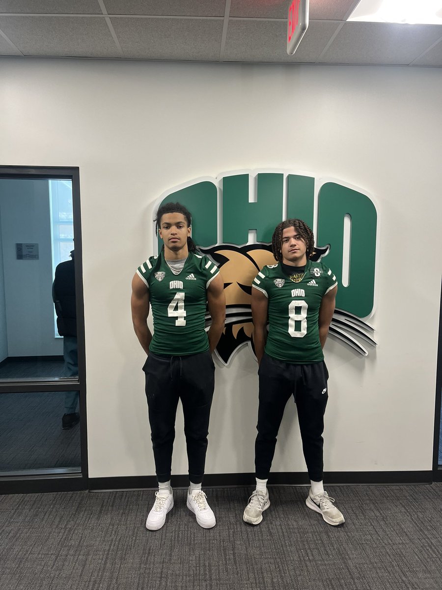 keeney_jayden's tweet photo. Had a great time at Ohio university with my guy @terris_dudley thank you 
@CoachAlbin and @CoachJohnHauser  

@BradleyJaguarFB https://t.co/5dYvW9otnt
