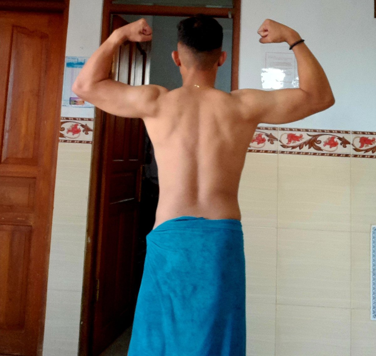 cheeseburger_X2's tweet photo. Kalo mau bikin tatto temporary bagusnya dipasang dibagian mana ya gaess ? https://t.co/UP8f3DGOYO