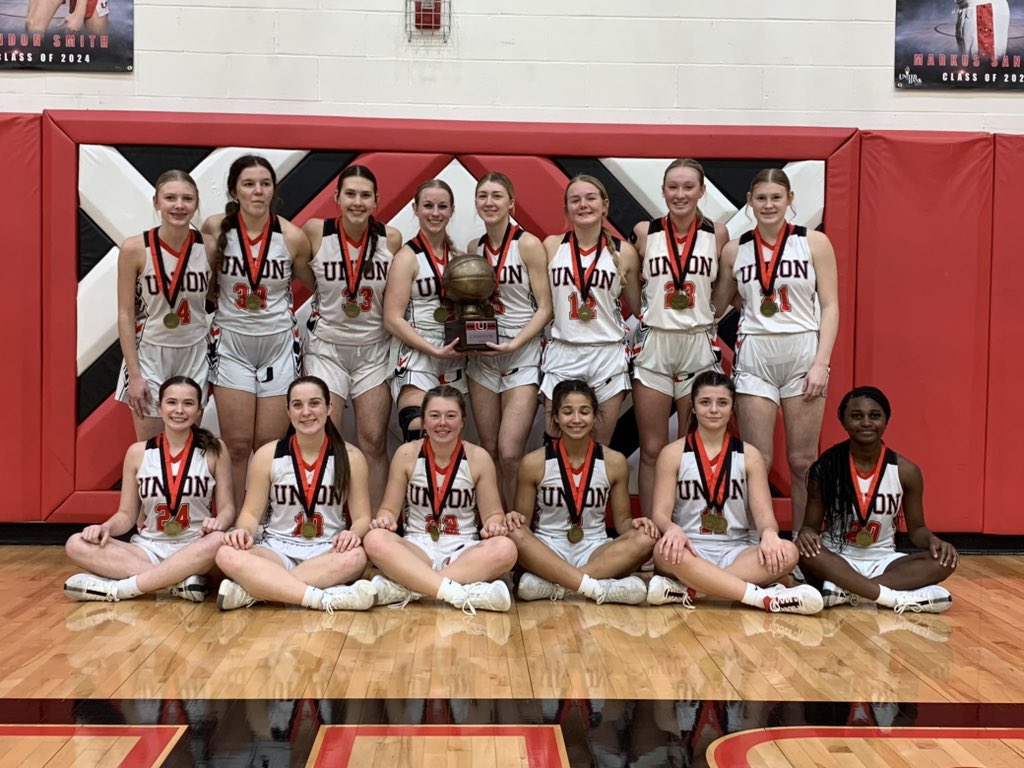 BillBattle's tweet photo. Union GBB Tournament championship - Union 64, Jefferson City 35. https://t.co/G44OOG4Akn