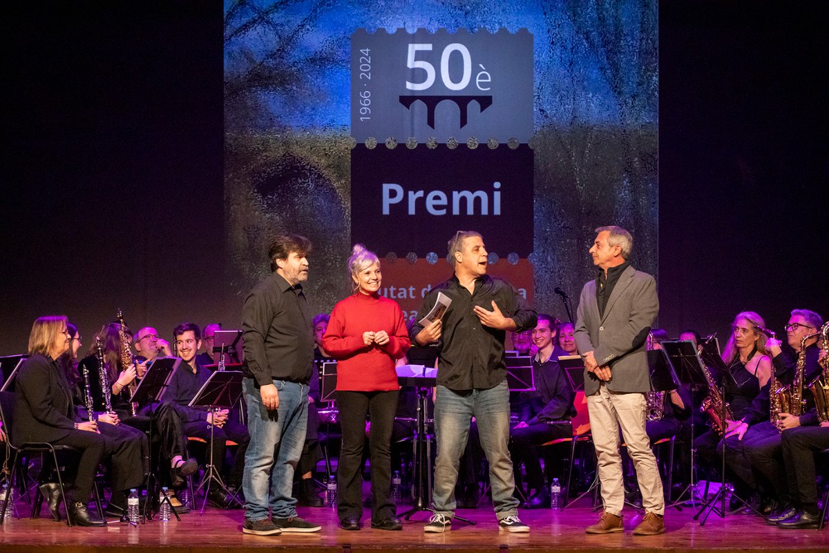 jordi_ballart's tweet image. 🎭 Aquest vespre he participat a l’acte inaugural de la 5️⃣0️⃣a edició del Premi Ciutat de Terrassa de Teatre a la @SalaCrespi.

5️⃣0️⃣ anys que consoliden el guardó com una de les cites culturals i teatrals de referència dins i fora de #Terrassa. 

🥳 Per molts anys, @casalstpere!