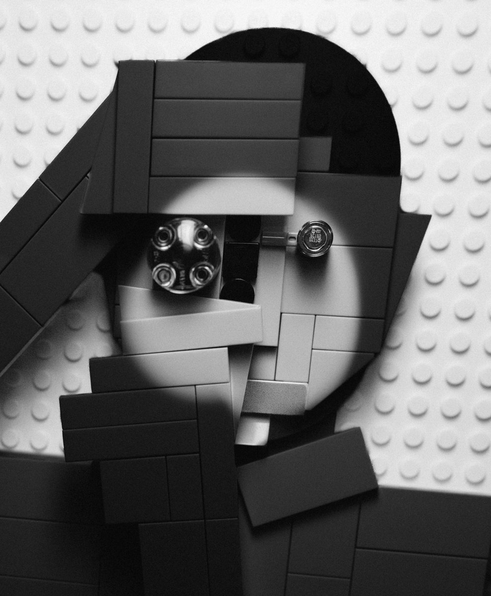 Andreas Feininger
The Photojournalist, 1955

Original: moma.org/collection/wor…

#andreasfeininger #lego