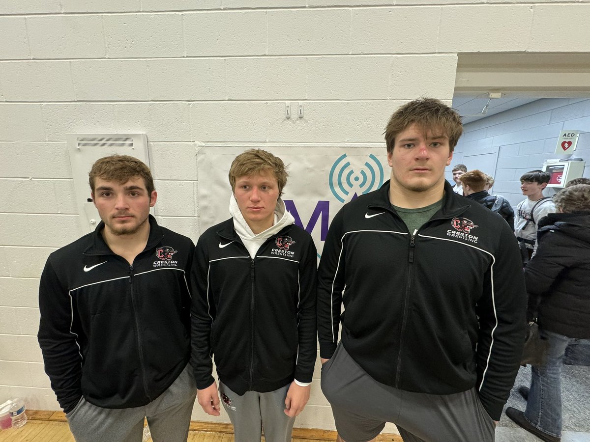 TrevMaeder96's tweet photo. @chsgrapplers The standouts!

Will Bolinger, Austin Evans &amp; Max Chapman (@chsgrapplers)

Bryson Harris (@Clarinda_AD)

Ashton Honnold (@Nodaway_Valley)

#kmasports #iahswr https://t.co/KtyScHFwK2