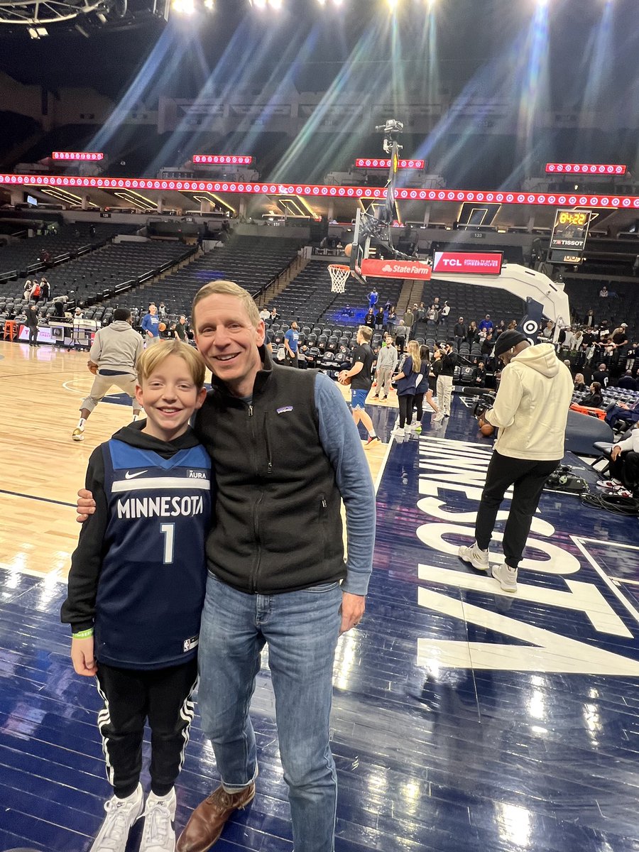 WolvesAssist's tweet photo. A 🚗 from Iowa 
A ✈️ from North Carolina
Thank you fans, enjoy some courtside warmup!!! #travelingWolves https://t.co/OrdhfdJMzq