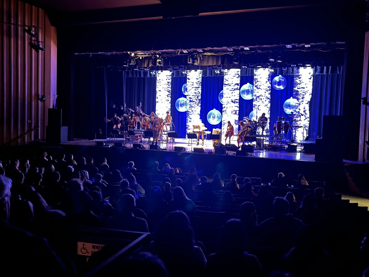 LkwdSupt's tweet image. Lakewood Project💜💛. Amazing!